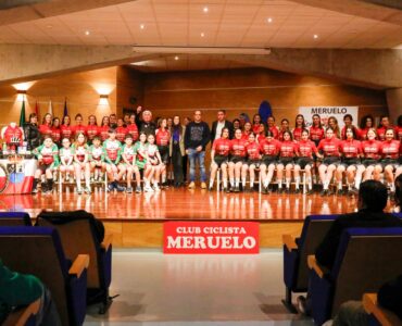 El Club Ciclista Meruelo presentó sus equipos para la nueva temporada en el Centro Cívico Municipal
