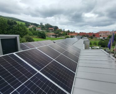 Instalación de paneles fotovoltaicos en el Ayuntamiento